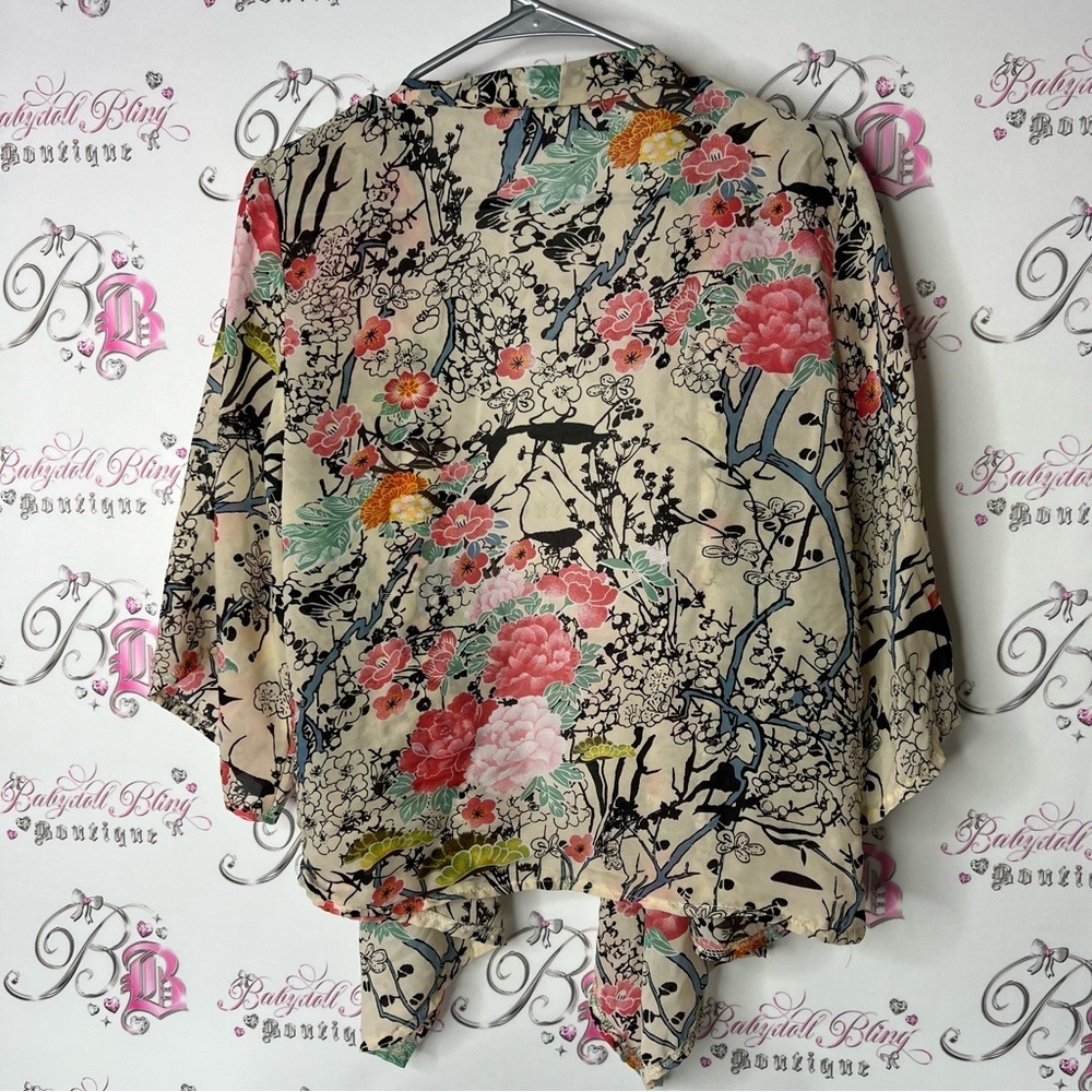 Suzy Shier cardigan open waterfall flowers Multicolor Floral Kimono - Picture 2 of 6
